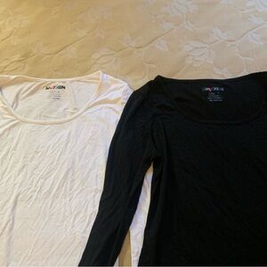 2 Long Sleeve Stretch Shirts, White & Black Size: S